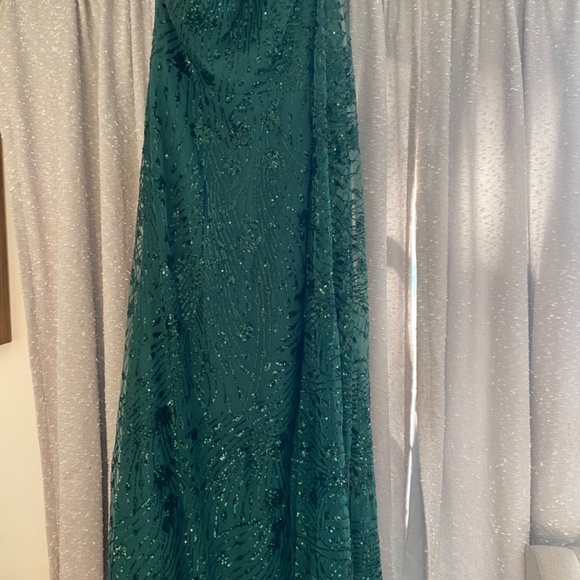 Emerald Green sequin gown - Picture 7 of 7